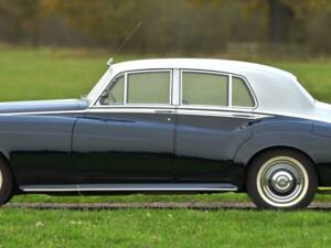 Image 7/50 of Rolls-Royce Silver Cloud I (1958)