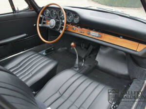 Image 37/50 of Porsche 911 2.0 (1965)