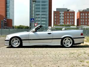 Immagine 7/41 di BMW M3 (1999)