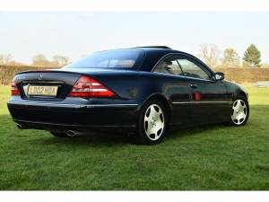 Imagen 5/20 de Mercedes-Benz CL 600 (2002)