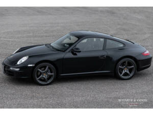 Image 1/35 of Porsche 911 Carrera 4 (2006)