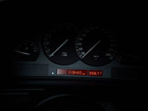 Image 55/81 de BMW 850i (1991)