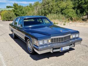 Afbeelding 6/7 van Cadillac Fleetwood Brougham (1977)