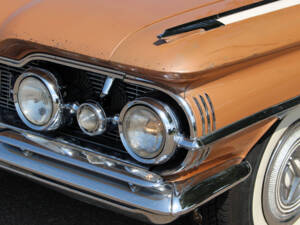 Image 7/30 of Oldsmobile 98 Holiday SceniCoupe (1959)