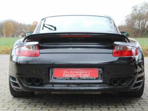 Bild 9/19 von Porsche 911 Turbo (2006)