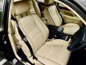 Immagine 28/50 di Bentley Continental T (2003)
