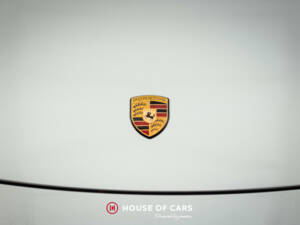 Image 13/49 of Porsche 911 Targa 4S (2008)