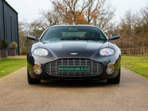 Image 5/50 of Aston Martin DB 7 Zagato (2004)