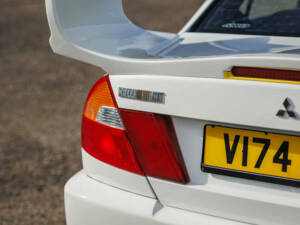 Image 18/30 of Mitsubishi Lancer Evolution VI (2000)