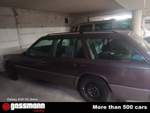 Imagen 6/14 de Mercedes-Benz E 220 T (1994)