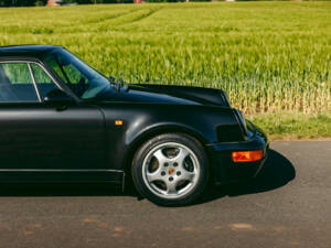 Immagine 19/50 di Porsche 911 Turbo 3.3 (1992)