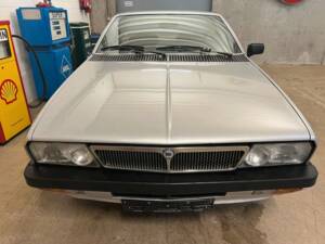 Image 4/19 of Lancia Gamma Coupe 2500 (1978)