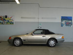 Image 32/41 of Mercedes-Benz 300 SL (1991)