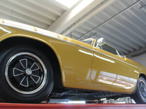 Image 10/50 of Volvo 1800 E (1971)