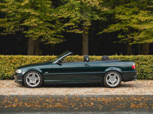 Imagen 17/78 de BMW 330Ci (2002)