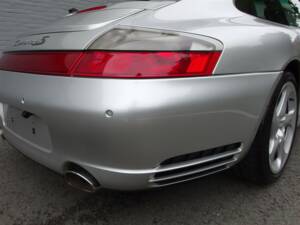 Bild 42/100 von Porsche 911 Carrera 4S (2002)