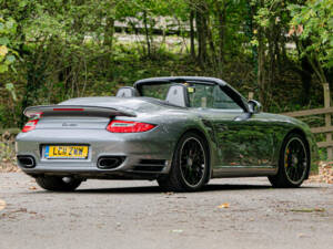 Imagen 8/50 de Porsche 911 Turbo S (2011)