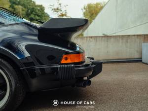 Imagen 11/38 de Porsche 911 Turbo 3.3 (1988)
