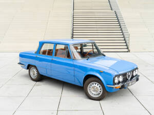 Bild 7/58 von Alfa Romeo Giulia Nuova Super 1600 (1977)