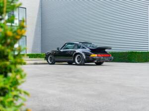 Imagen 13/33 de Porsche 911 Carrera 3.2 (1987)