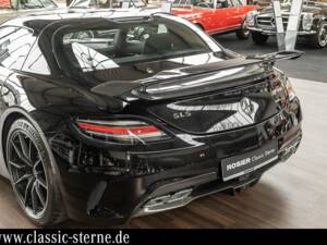 Immagine 11/15 di Mercedes-Benz SLS AMG Black Series (2014)