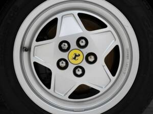 Immagine 11/15 di Ferrari Mondial T (1991)