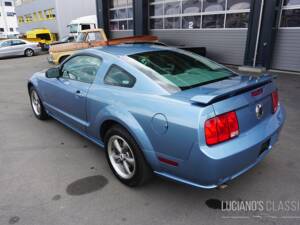 Bild 6/63 von Ford Mustang GT (2005)
