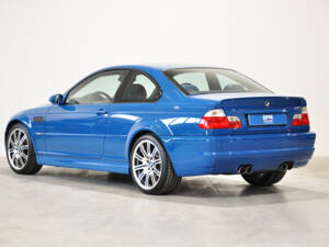 Image 20/45 of BMW M3 (2002)