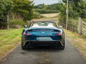 Image 11/50 de Aston Martin Vanquish Volante (2014)