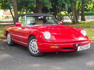 Bild 10/18 von Alfa Romeo 2.0 Spider (1991)