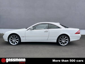 Immagine 5/15 di Mercedes-Benz CL 600 (2002)