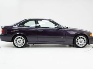 Image 6/15 of BMW M3 (1994)