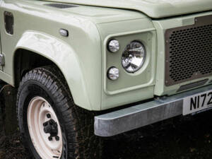 Bild 36/42 von Land Rover Defender 110 (1996)