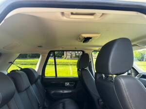 Bild 44/77 von Land Rover Range Rover Sport SDV6 (2013)
