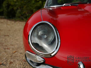 Image 42/50 de Jaguar E-Type 3.8 (1963)