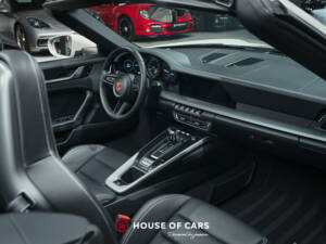 Immagine 17/23 di Porsche 911 Carrera (2019)