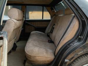 Bild 17/40 von Lancia Thema 6V (1985)