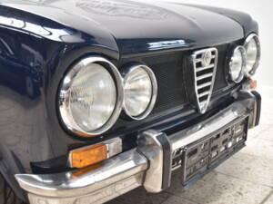 Image 11/28 de Alfa Romeo Giulia Super 1.3 (1973)