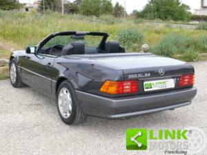 Imagen 6/10 de Mercedes-Benz 300 SL (1992)