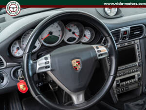 Image 31/54 of Porsche 911 Carrera 4S (2006)