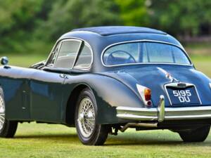 Image 12/50 of Jaguar XK 150 FHC (1960)