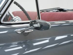 Image 13/15 of Buick 50 Super (1949)