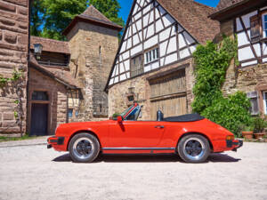 Image 39/44 of Porsche 911 SC 3.0 (1983)