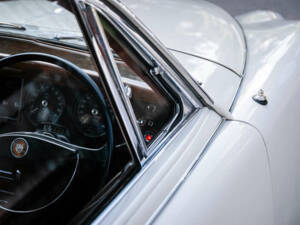 Afbeelding 32/33 van Jaguar Mk II 3.8 (1961)