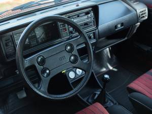 Bild 24/44 von Volkswagen Golf I GTI 1.6 (1980)