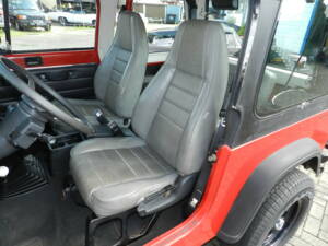 Imagen 38/58 de Jeep Wrangler 2.5L (1994)