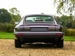 Image 9/50 de Jaguar XJS 6.0 (1993)