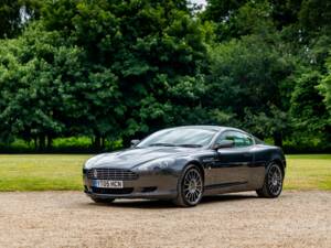 Bild 41/47 von Aston Martin DB 9 (2005)