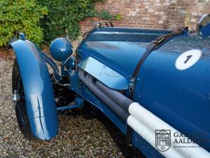 Image 37/50 of Bentley 3&#x2F;8 Race (1951)