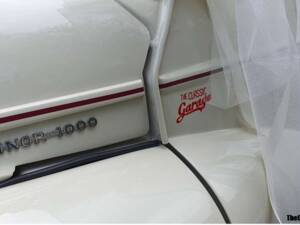 Image 61/66 of Morris Minor 1000 Tourer (1961)